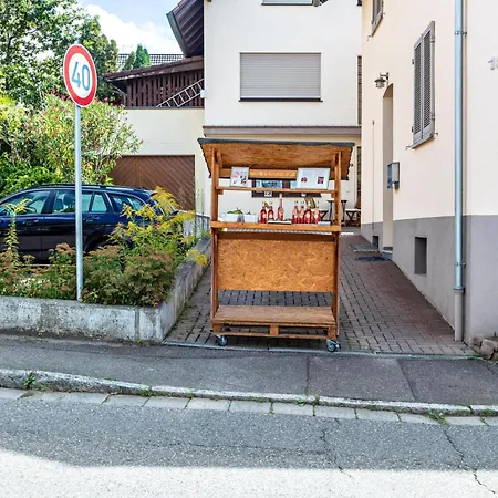 Pinot Noire Apartment